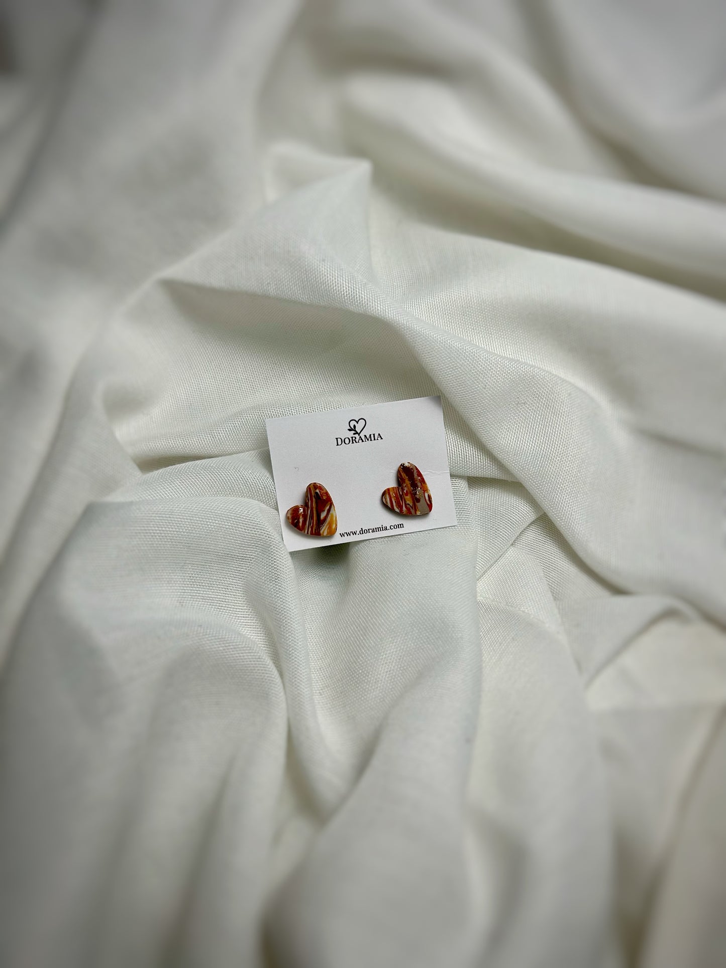 Cercei mini inimioară din lut polimeric lucrați manual