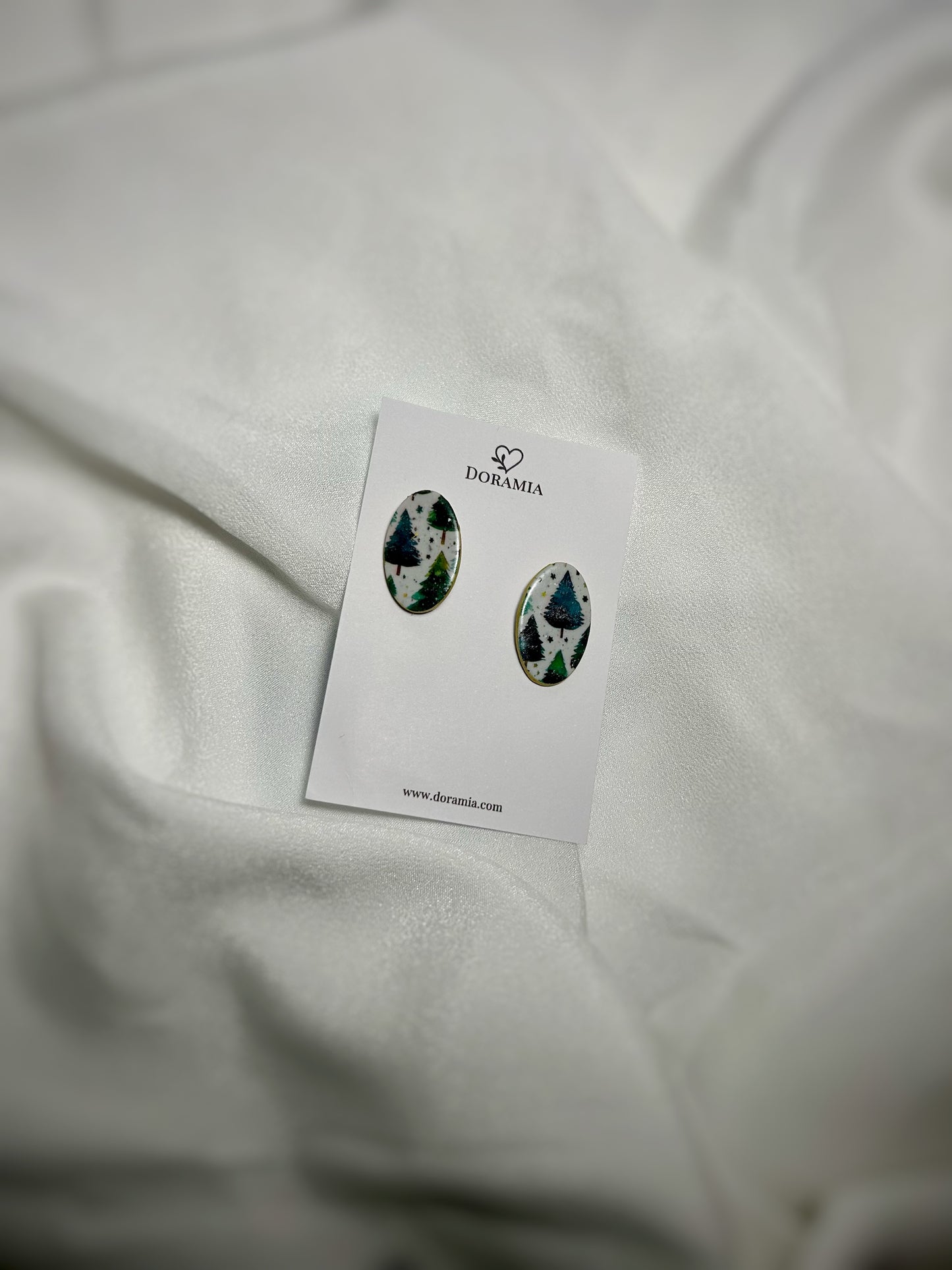 Cercei mini ovali din lut polimeric lucrați manual