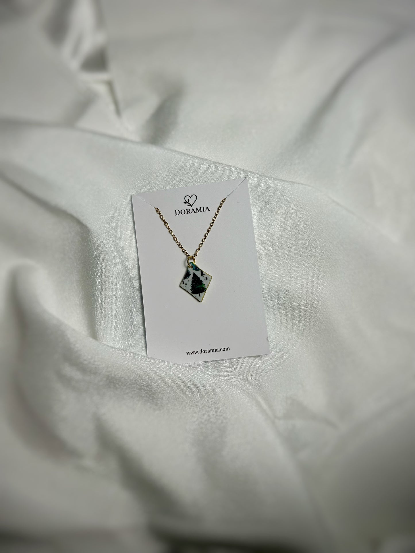 Colier brad toamnă din lut polimeric lucrat manual