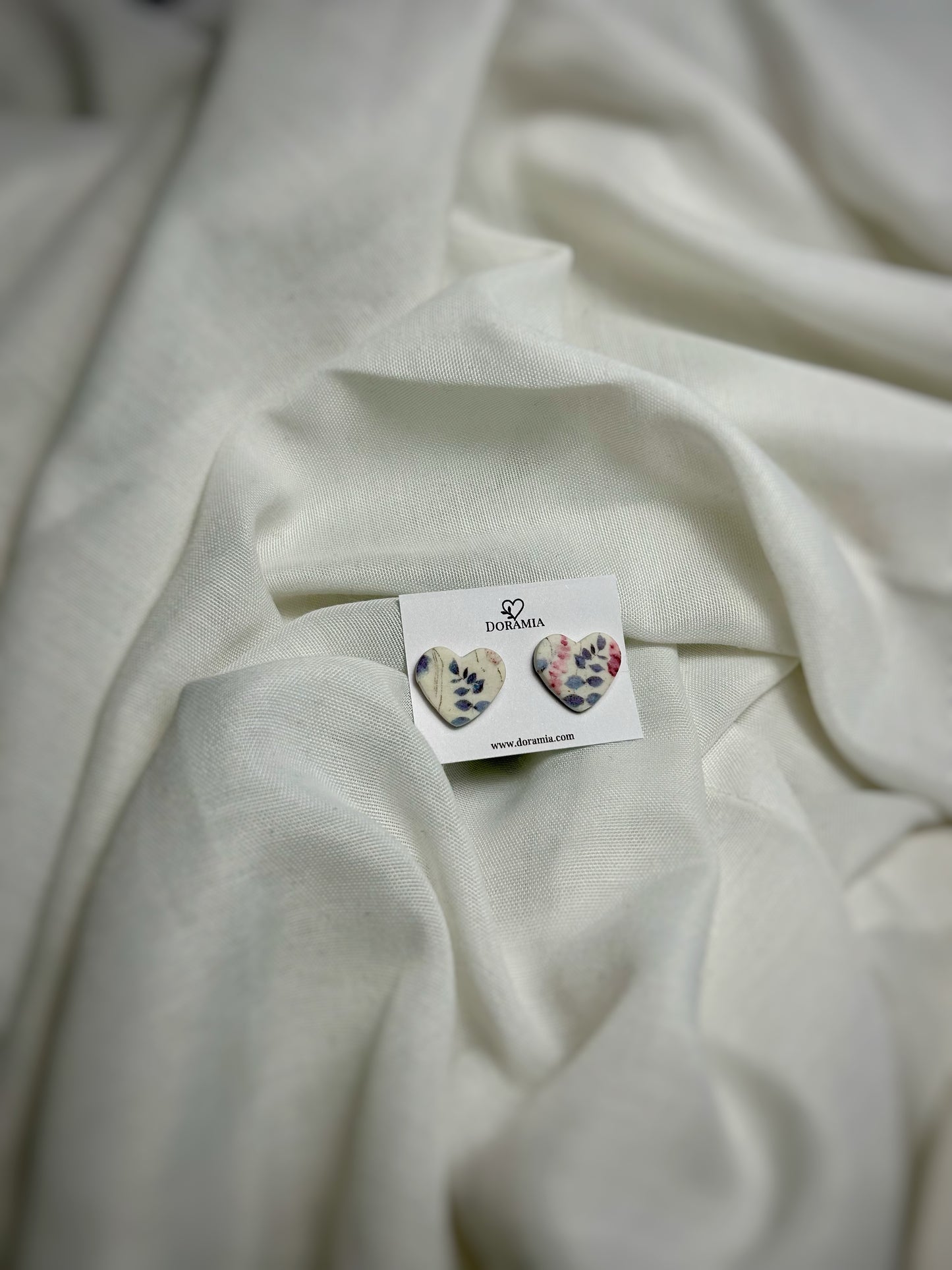 Cercei mini inimă din lut polimeric lucrați manual